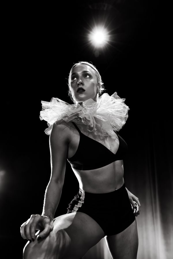 LED Premiere: Look Mom!